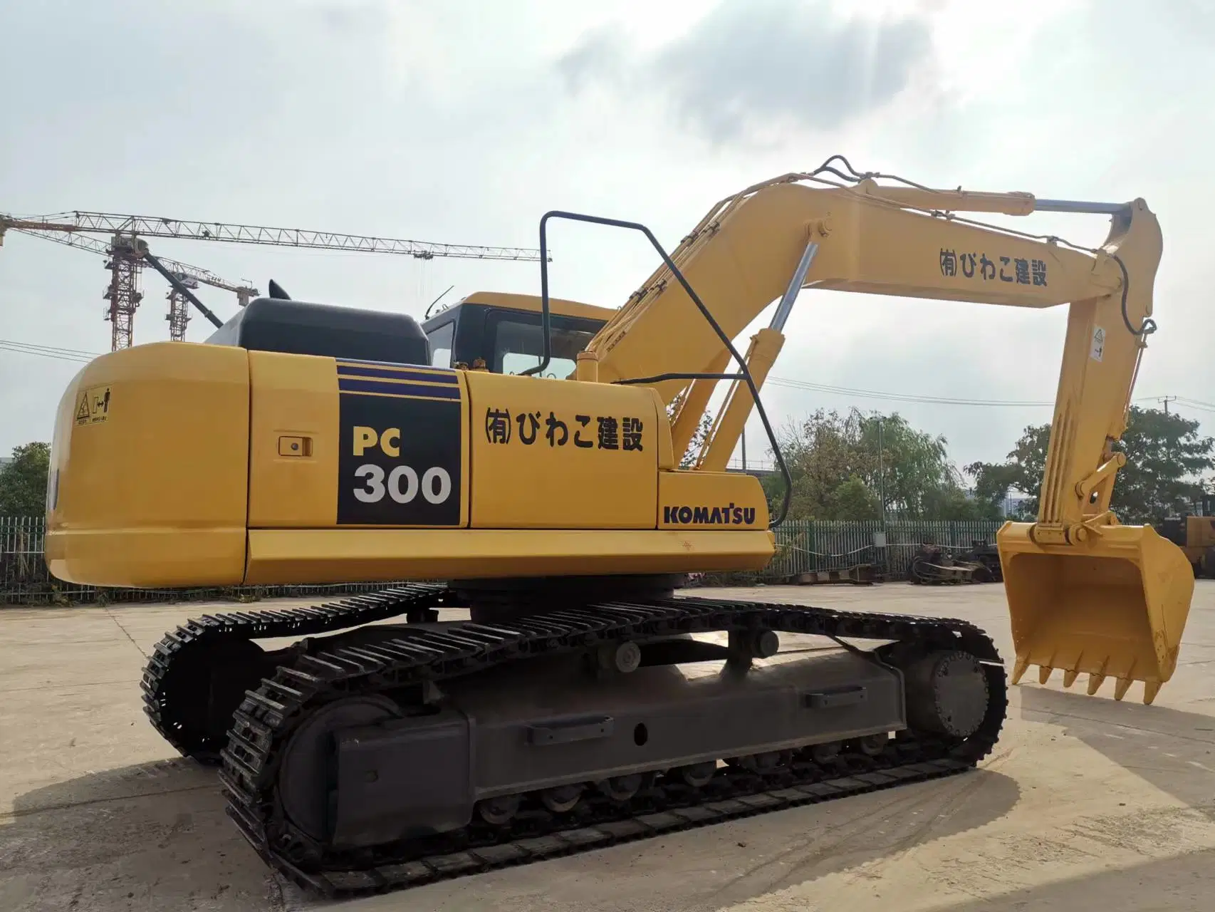 Used Crawler Hydraulic Excavator Japan Komatsu PC300 Construction Machinery