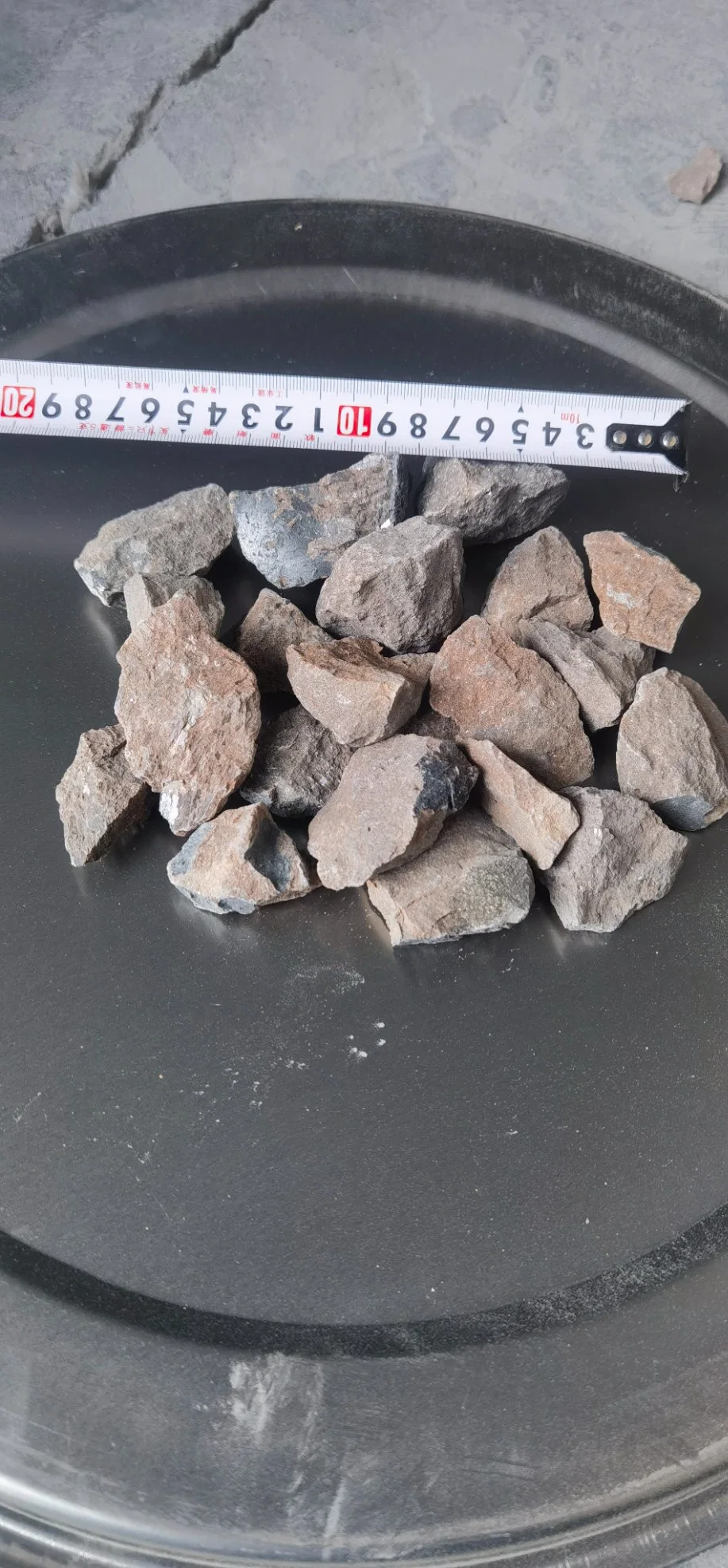 Hot Sale todo o tamanho Industrial Grade cálcio Carbide gás Cac2 Rendimento 295 l/kg/Carbide de cálcio pedra/Carbide de cálcio