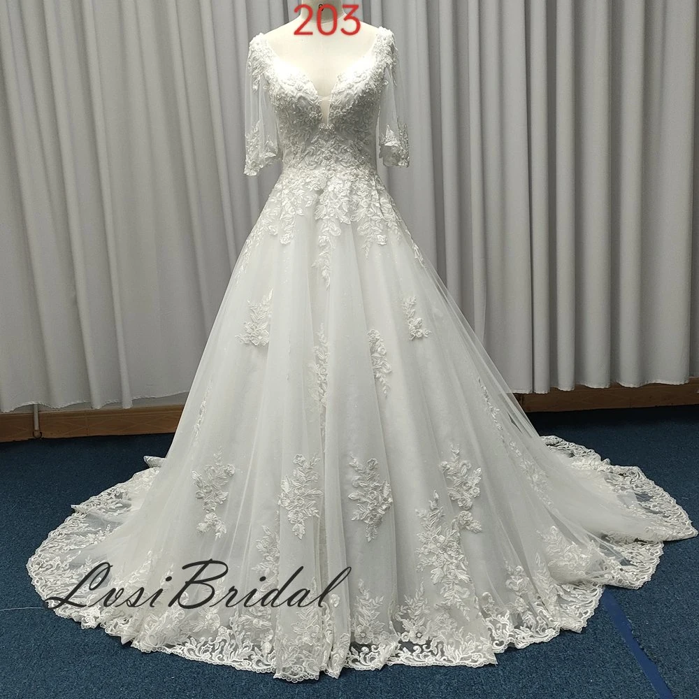 203 V profunda novia escote y manga de la hoja de loto vestido de novia con encaje y cordón pesado vestido de novia vestido con tul bata de bola de Falda por la fábrica