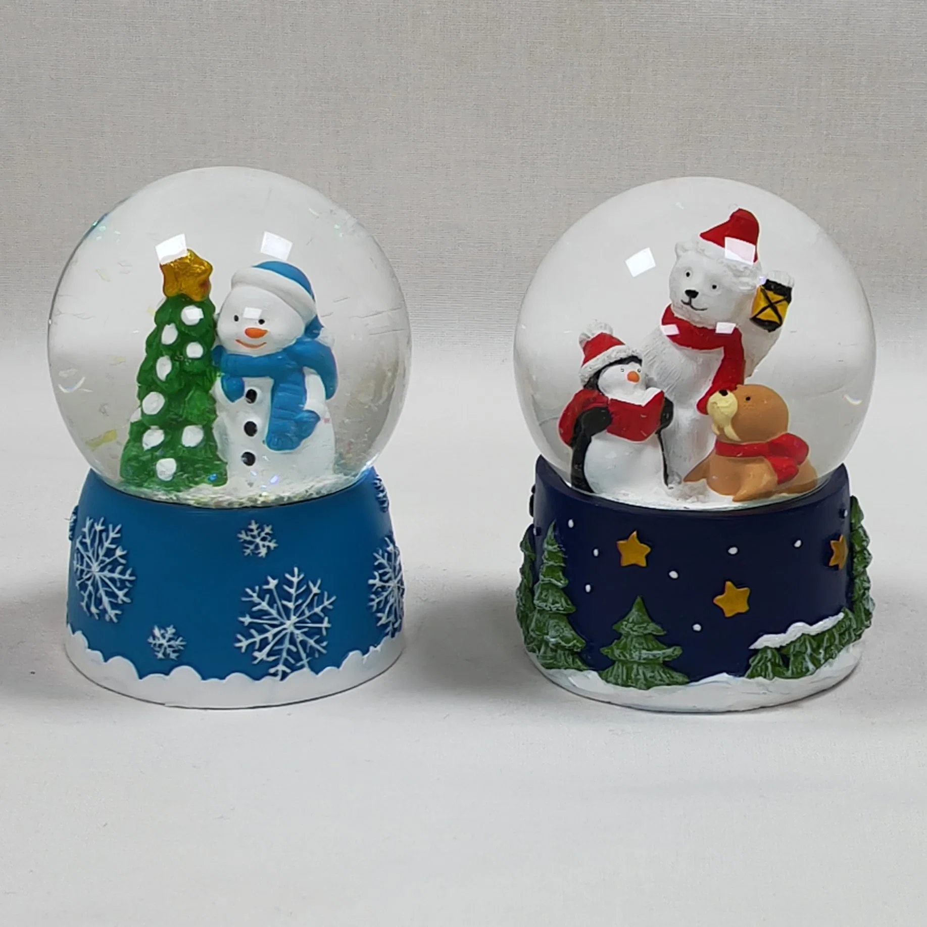 Cheap OEM Handmade Glass Water Globe Resin Snow Globe for Home Decor