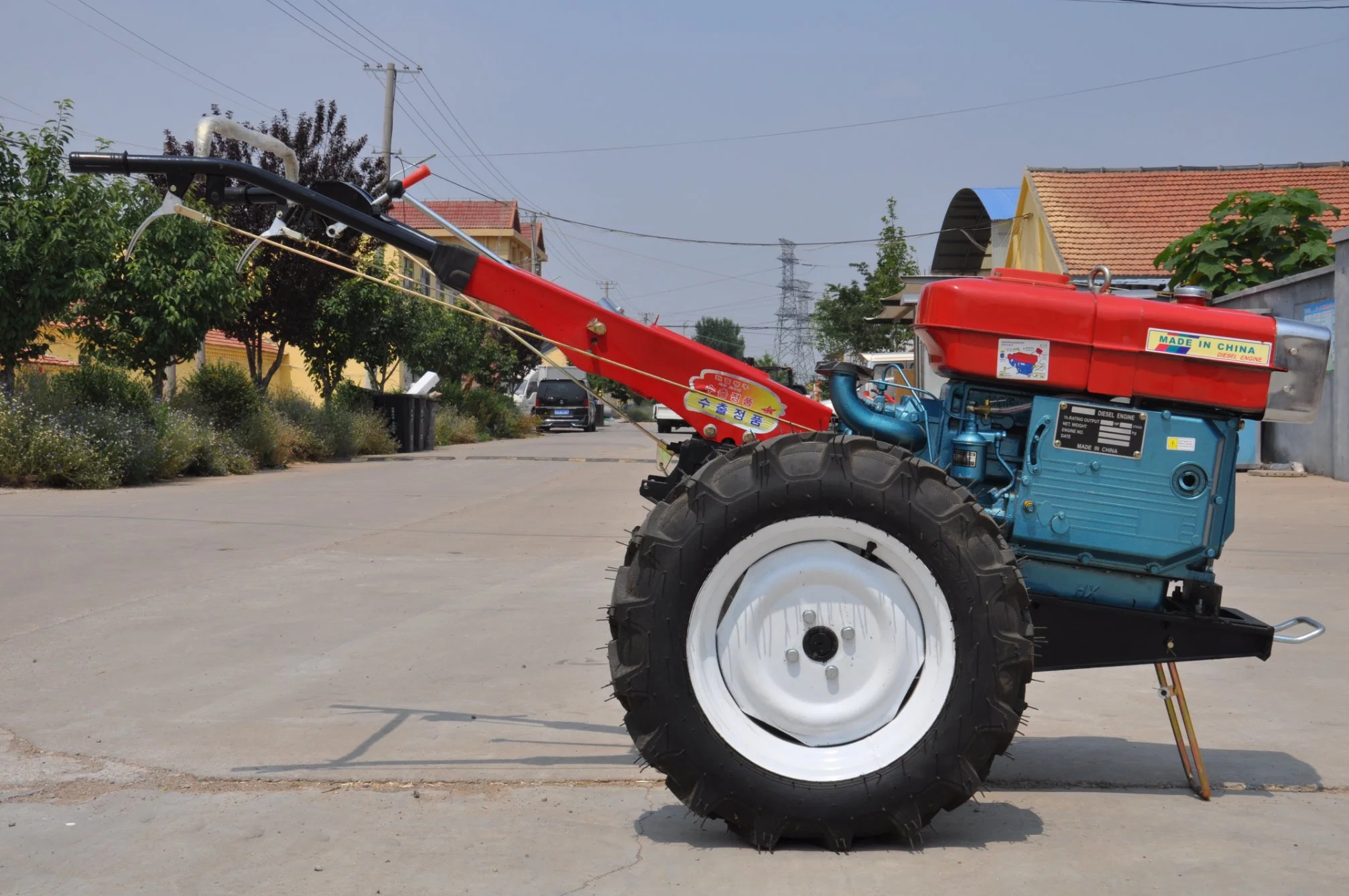 Walking Tractor Can Match Agricultural Machinery and Is Applicable to Animal Husbandry Fishery