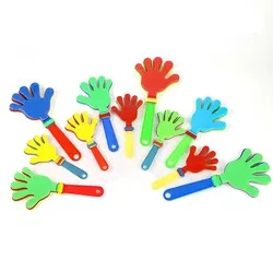 Factory Promocional Cheap Small Cheerful Toy Football Fans Noise Maker Clapper de mão