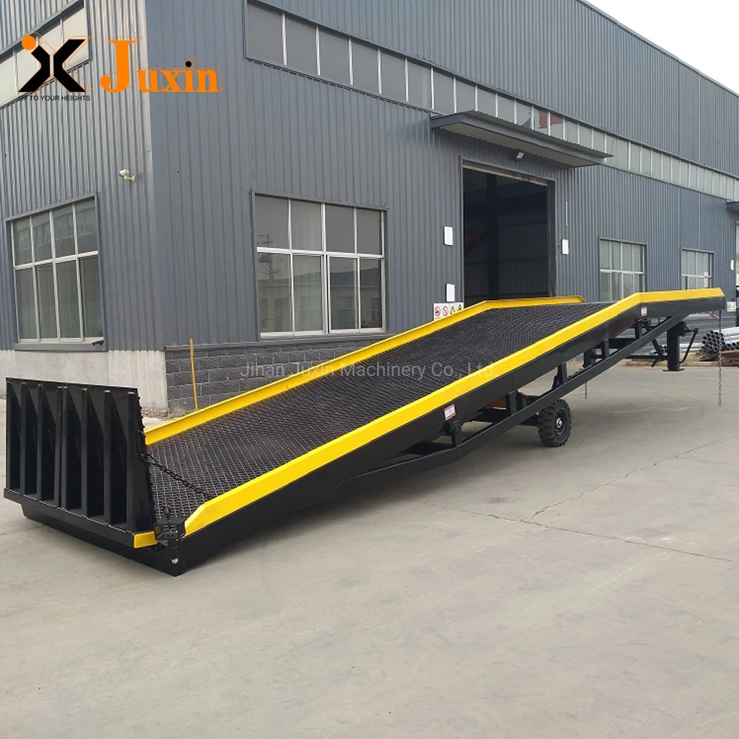 Warehouse Hydraulic Mobile Container Yard Ramp for Loading Unloading Bridge