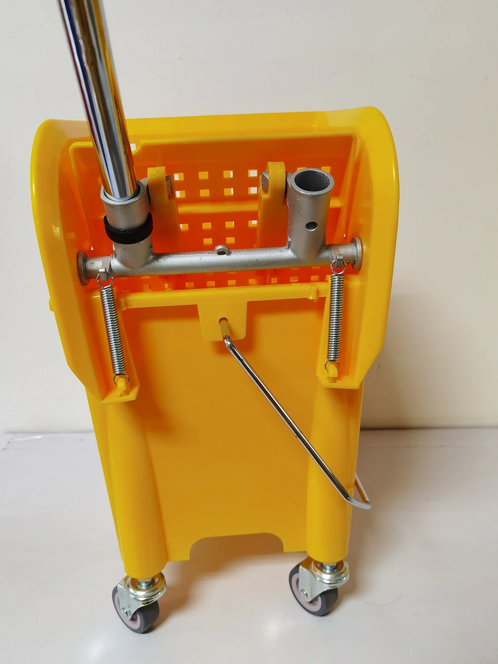 Newmade 20L Mop Wringer Bucket Trolley Cart Cleaning Tools Wringer Trolley