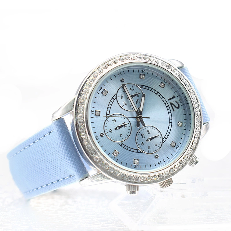 Оптовая торговля Quartz Логотип Crystal украшения смотреть дамы часы (CM0072)