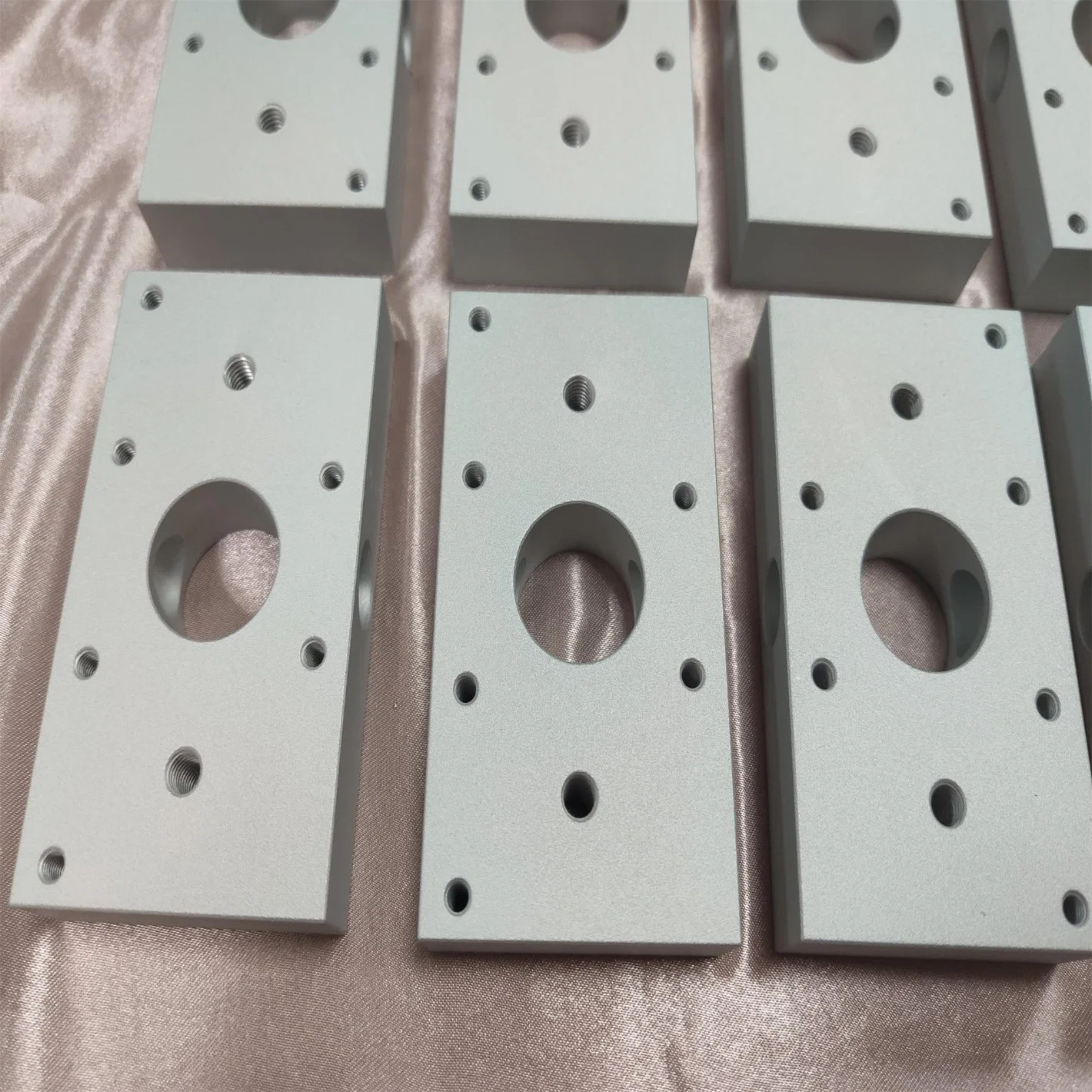 Acessórios para automóveis CNC Machining Aluminium e outros Acessórios exteriores