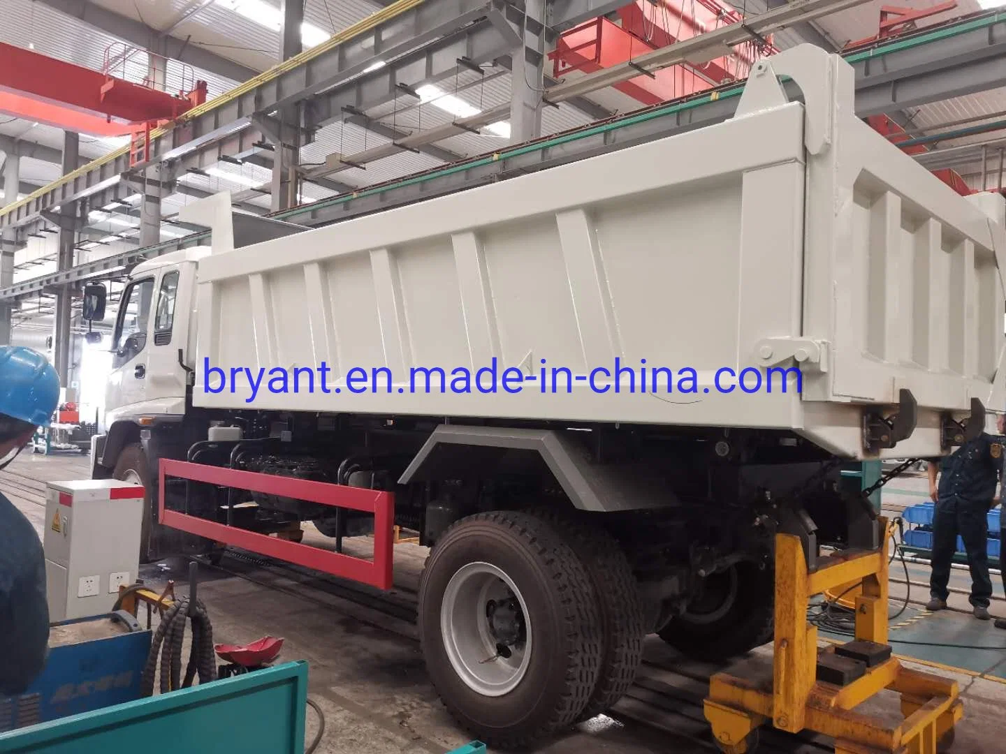 La Chine Isuzu camion à benne basculante SDH avec 10 Cmb benne de RVF SDH Isuzu 4HK1 6HK1 Moteur Japon 10tonnes tonnes tonnes 1214camion à benne basculante de camion à benne