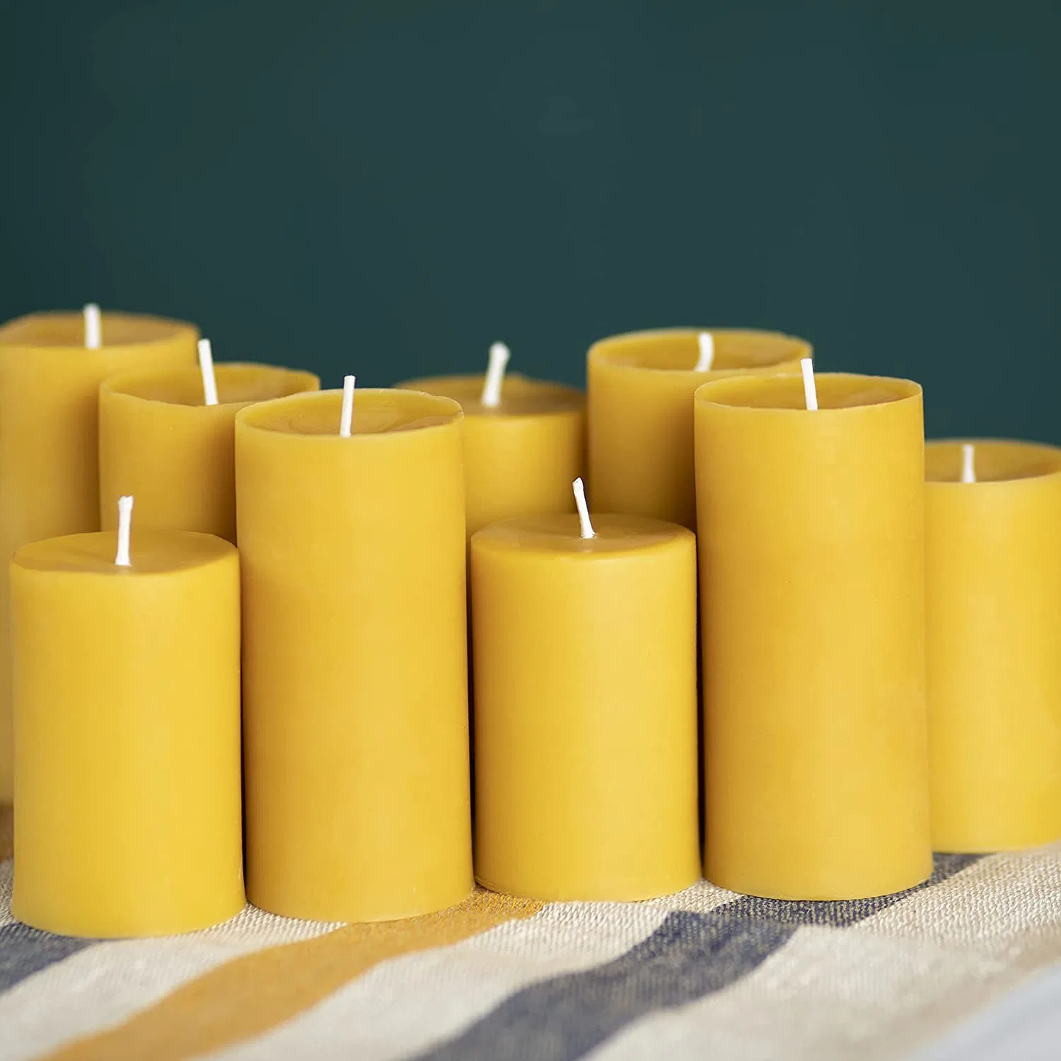 Cera de abejas pura Pilar velas 2X4 Pulgadas amarillo de 30 horas de la quema de velas artesanales