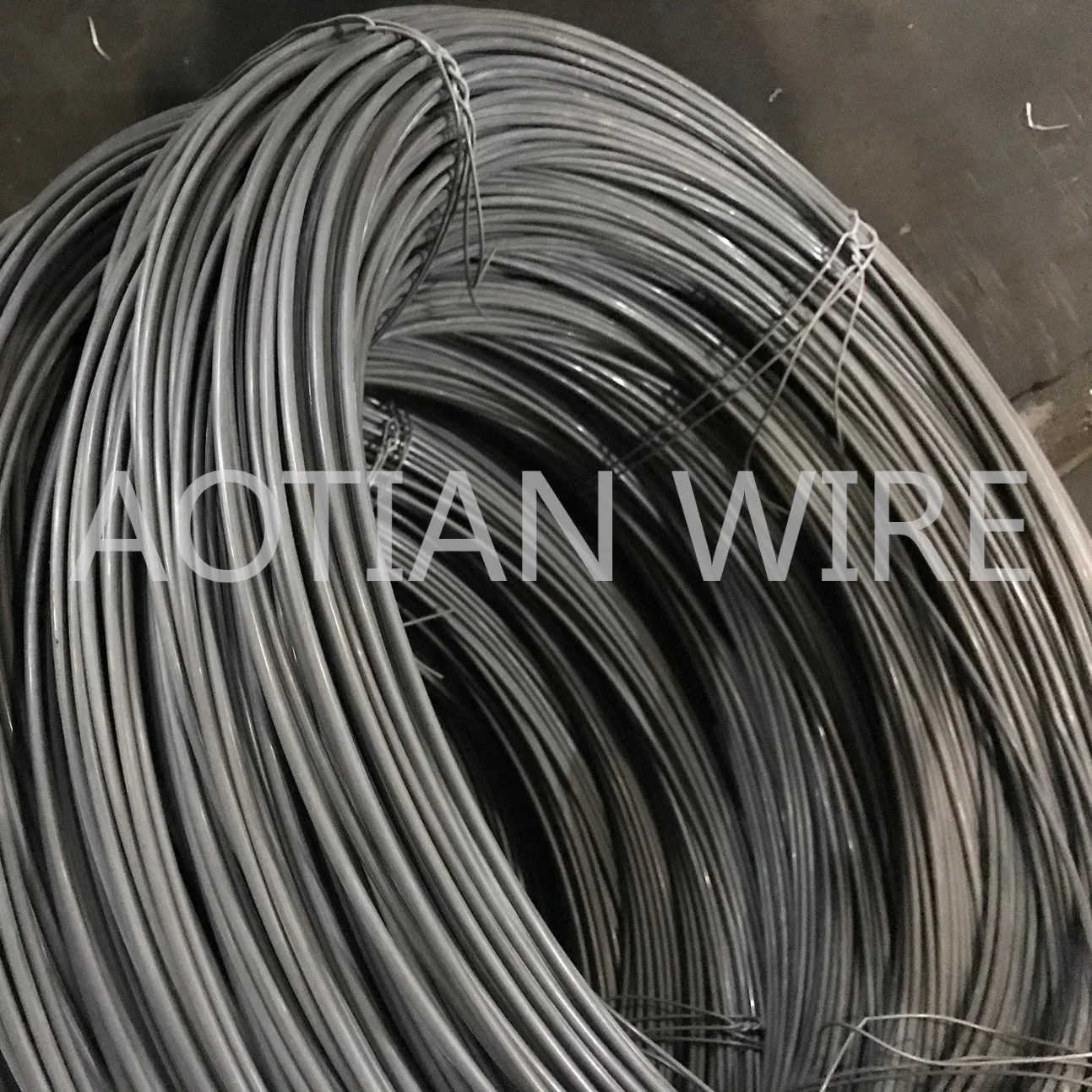 Cold Heading Quality C15c Phosphate Saip Annealed Cold Drawn Fasteners Screw Steel Wire