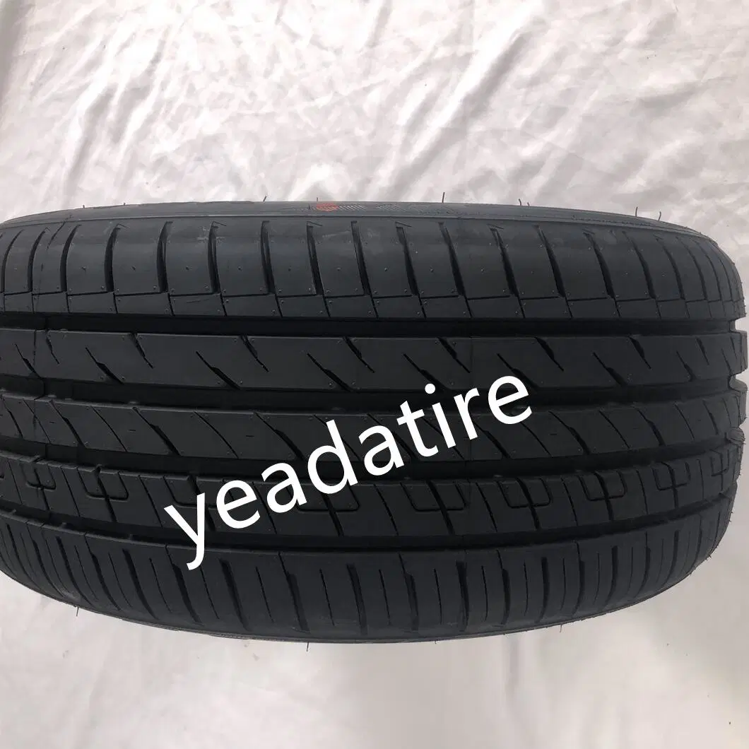 Neumático 4X4 neumático Terrian neumático ligero neumático para camiones neumático SUV Neumáticos de Tuck Yeada Farroad Saferich neumáticos 195/70r15c 195/75r16c 205/75r16c 215/75r16c