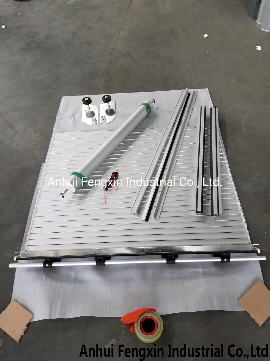 Truck Blind Roll up Door Roller Shutter Used for Various Vehicle