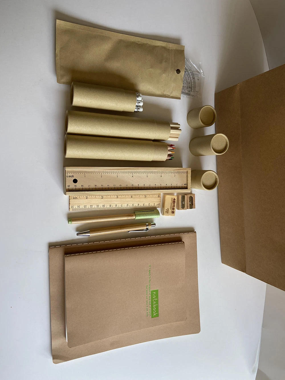 Recycelte Schreibwaren-Sets in Kraft Geschenkpapierbox für Büro Und Schulungs- und Werbezwecke