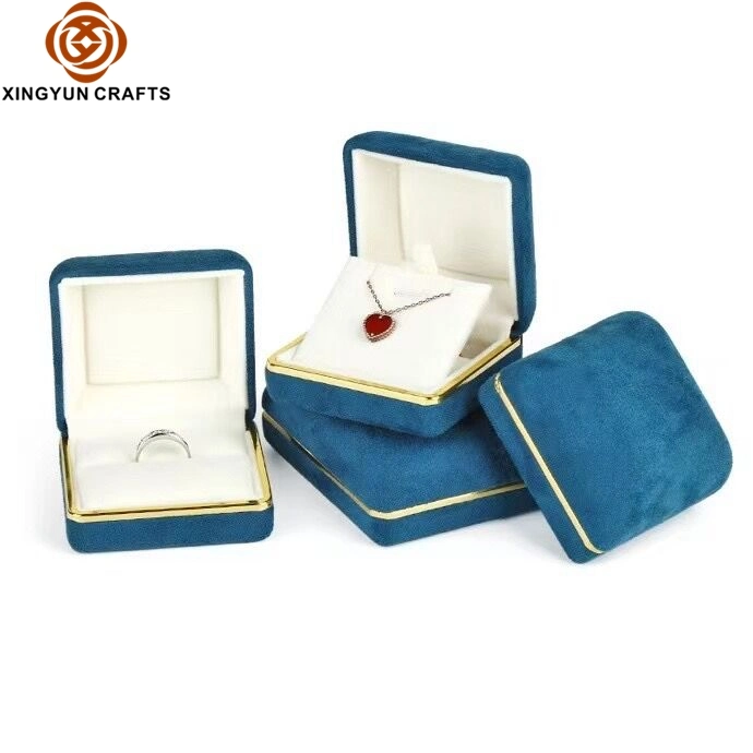 Wholesale Metal Suede Jewelry Set Package Box Luxury Plastic Leatherette Jewel Boxes