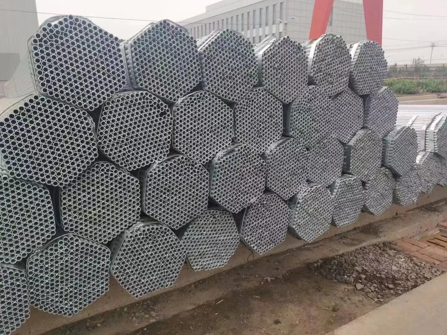 Cold Rolled Stainless Steel Welded Pipe 304/201/316/321 with Stock Factory Price