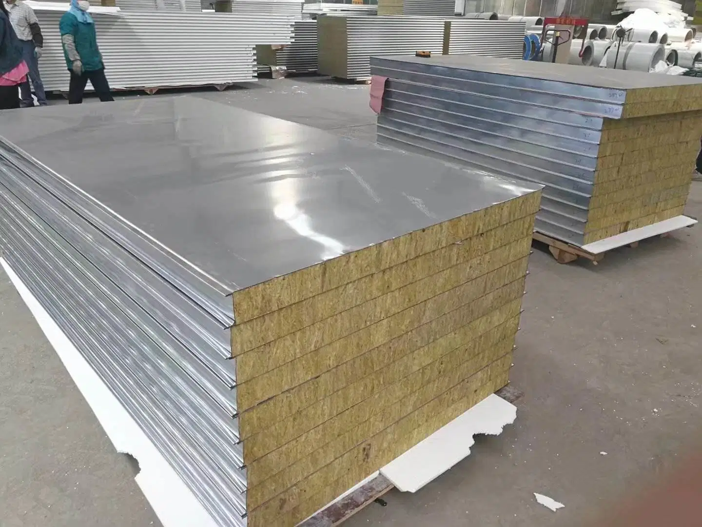 Heat Insulation PU Sandwich Panels/SIP Polyurethane Panel Sandwich for Prefab House