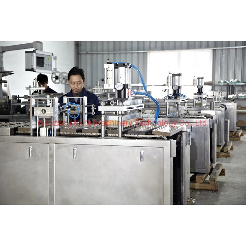 Full Automatic Scissors Small Tool Vacuum Thermoforming Packing Machine