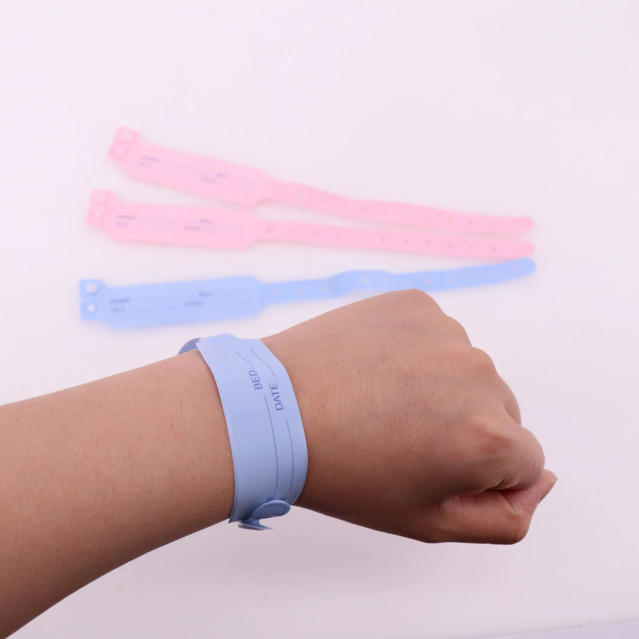 Medical Plastic ID Wristbands Hospital ID Bracelets with Button