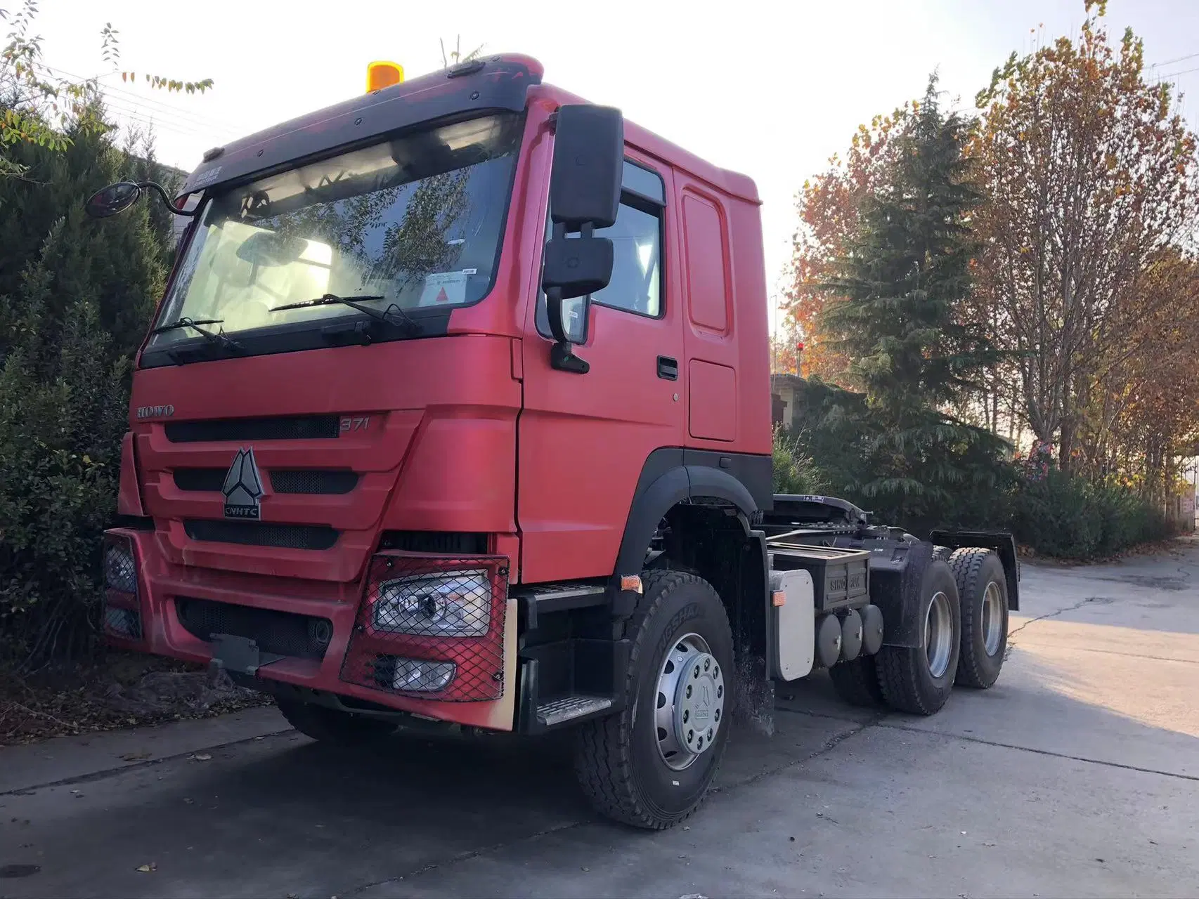 Sinotruk 2023 Année 60 tonnes HOWO 6X4 Prix de la tête du tracteur