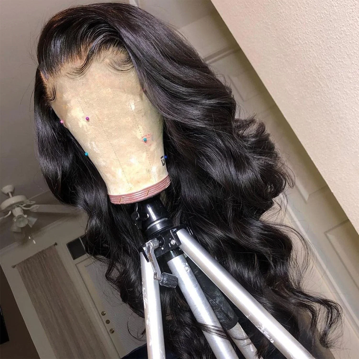 اغلق فاخر شفاف Wigs الشعر البشري البرازيلية موجة الجسم 4 قطعة أمامية من النسيج عالي الوضوح طراز 13X4 ملطخة مسبقًا مع نظام الشعر للأطفال