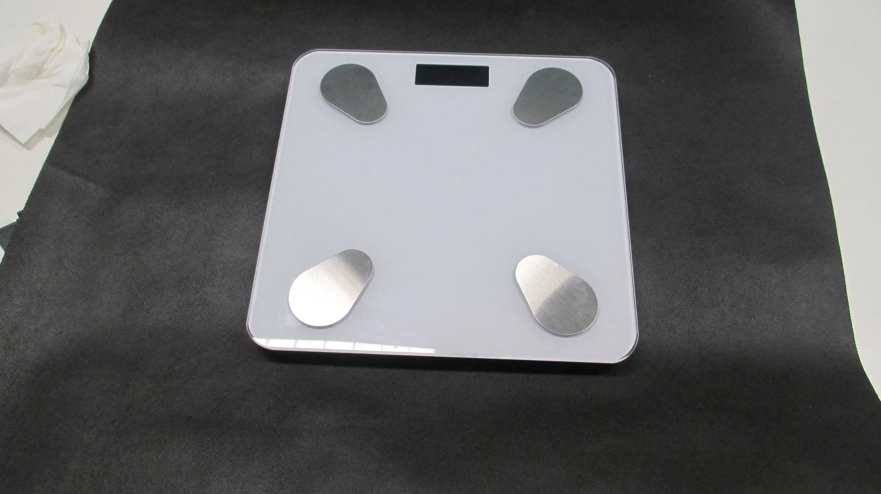 Hot Sale Electronic LED 26X26 White Color Blue Tooth Body Fat Scale