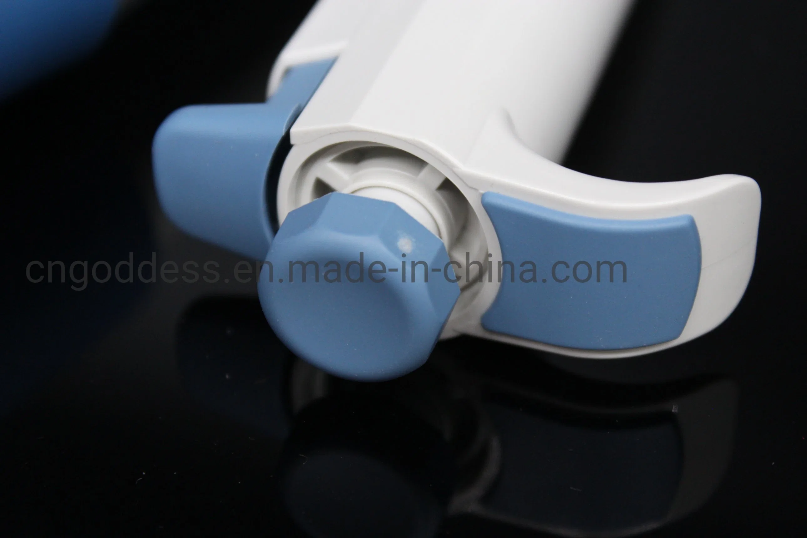 Adjustable Fully Autoclavable Single Channel Mechanical Pipette