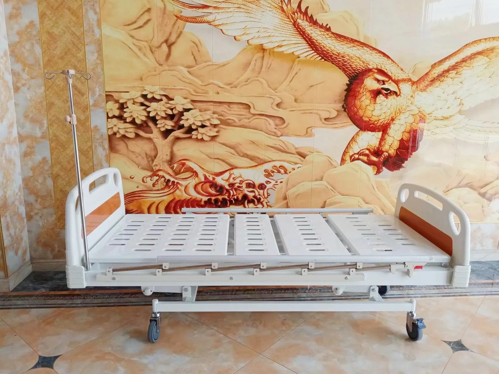 Hospital Furniture 2 Cranks Adjustable Manual Bed for Patient Use (THR-MB220)