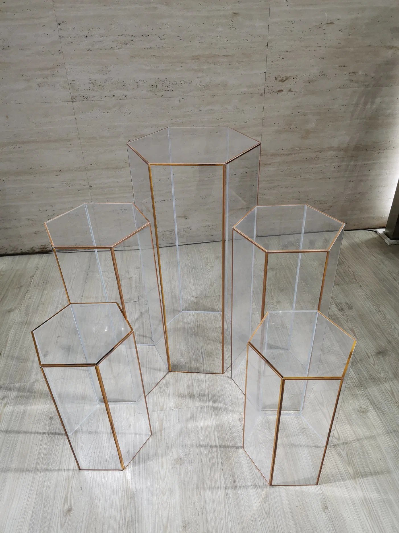 Acrylic Elegant Plinths for Wedding Decortaion