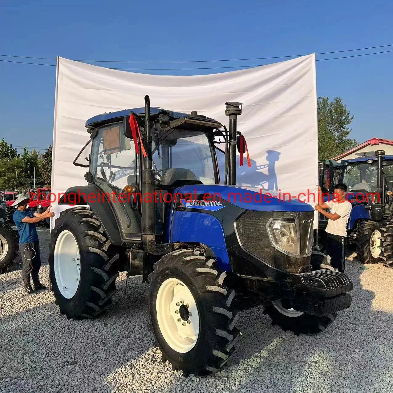 Utiliza la maquinaria agrícola Lovol calidad a las 4 ruedas de 100 CV Tractor agrícola M1004.