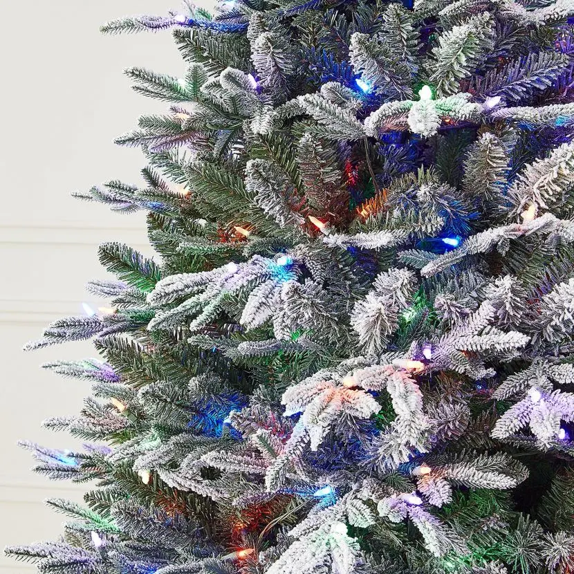 Prelit LED Snowy 7FT Low Price Dense with Pine Conechristmas Tree PE PVC Mixed Xmas Tree