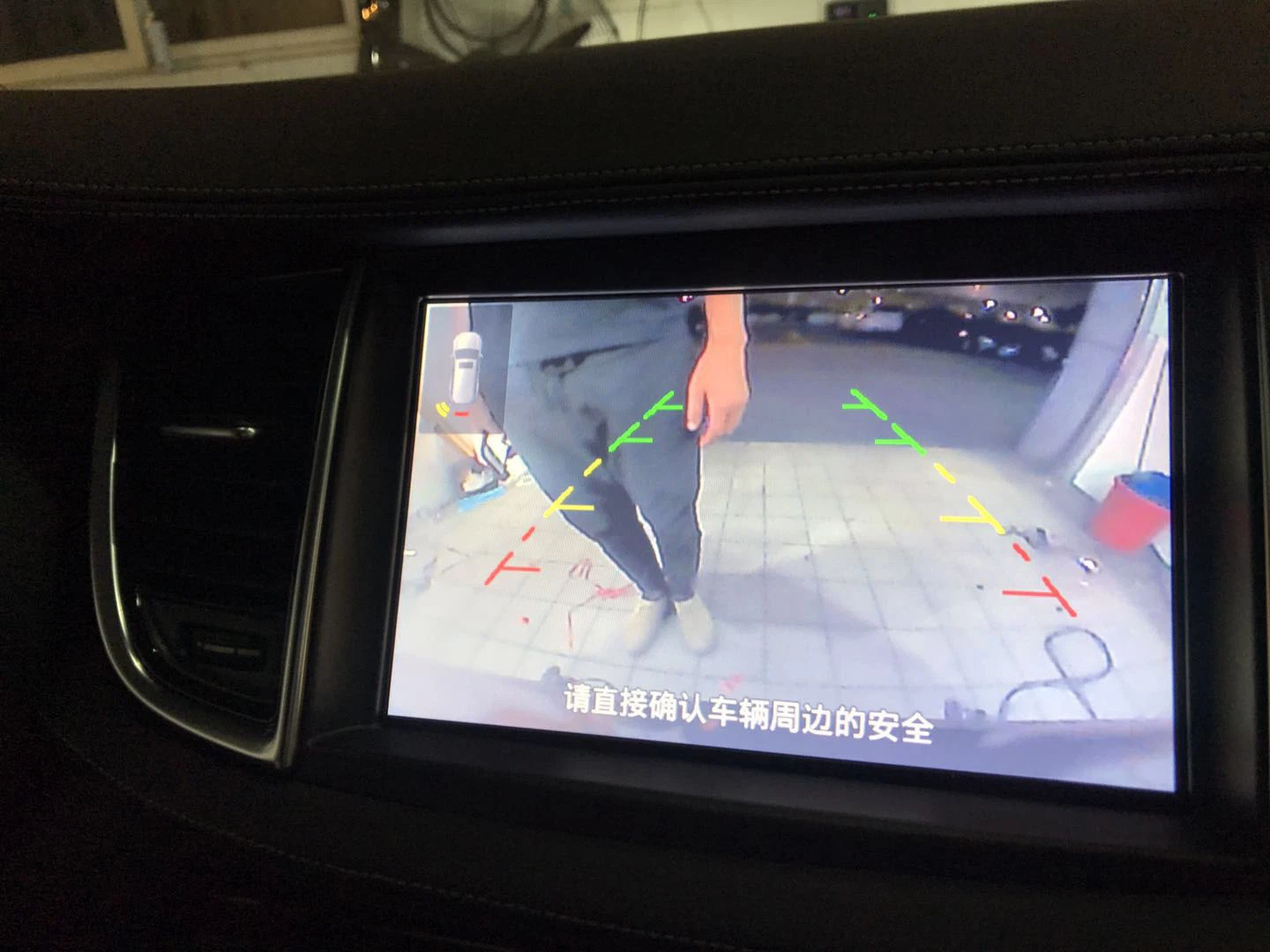 OE Coche Multimdia Sensor de estacionamiento de la pantalla de radar para Infiniti