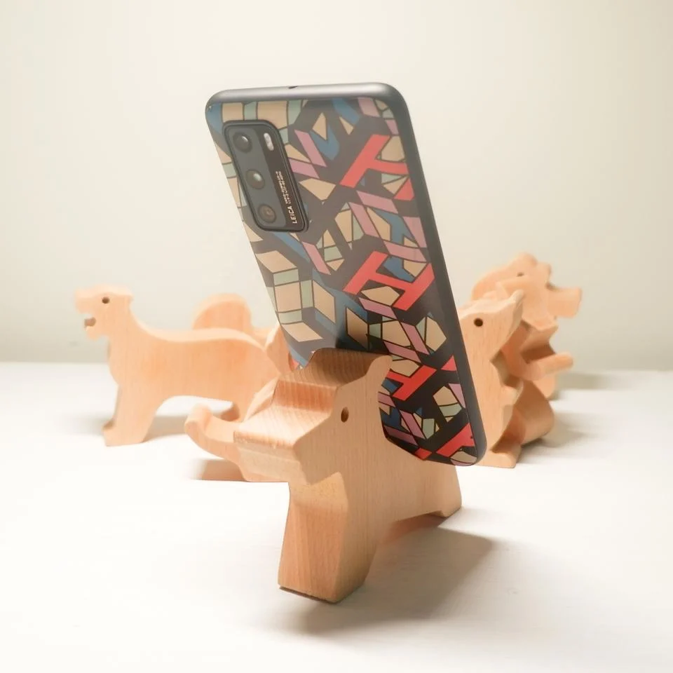 Zodiac Wooden Animals Multi-Functional Wooden Figurines Mobile Phone Holders Wooden Crafts for Home Decoration