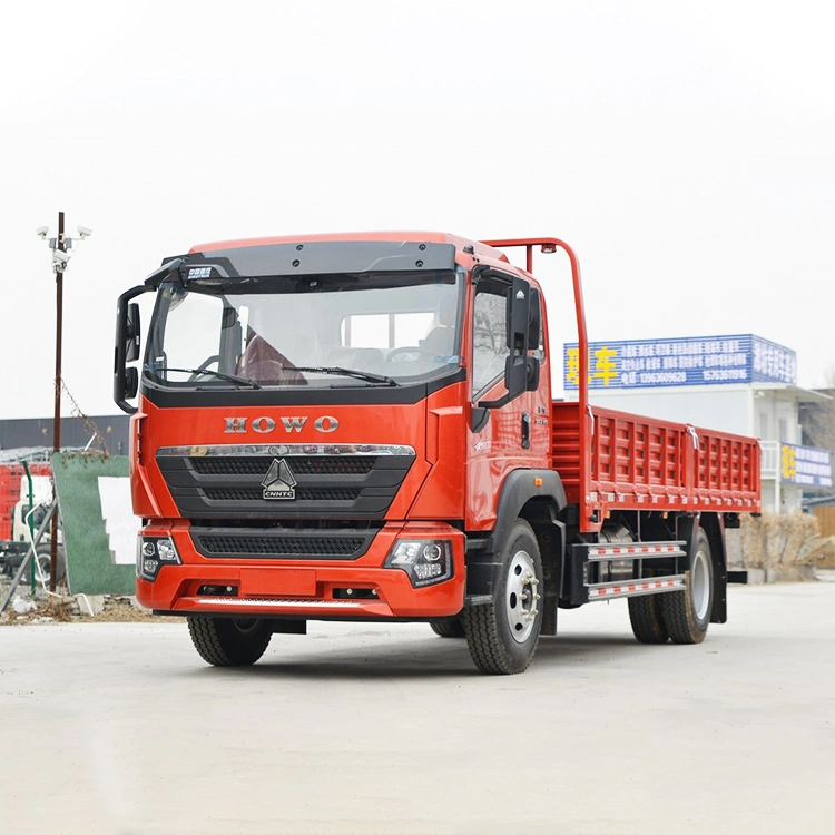 Prix d'usine bon marché HOWO tracteur de remorquage 6X2 HOWO G5X camions à roues motrices Sinotruk Low sale