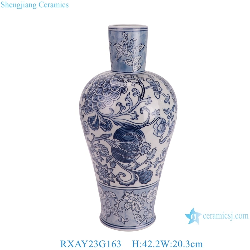 Modern Style Red Long Neck Leaf Pattern Chinese Blue and White Ceramic Flower in Vase