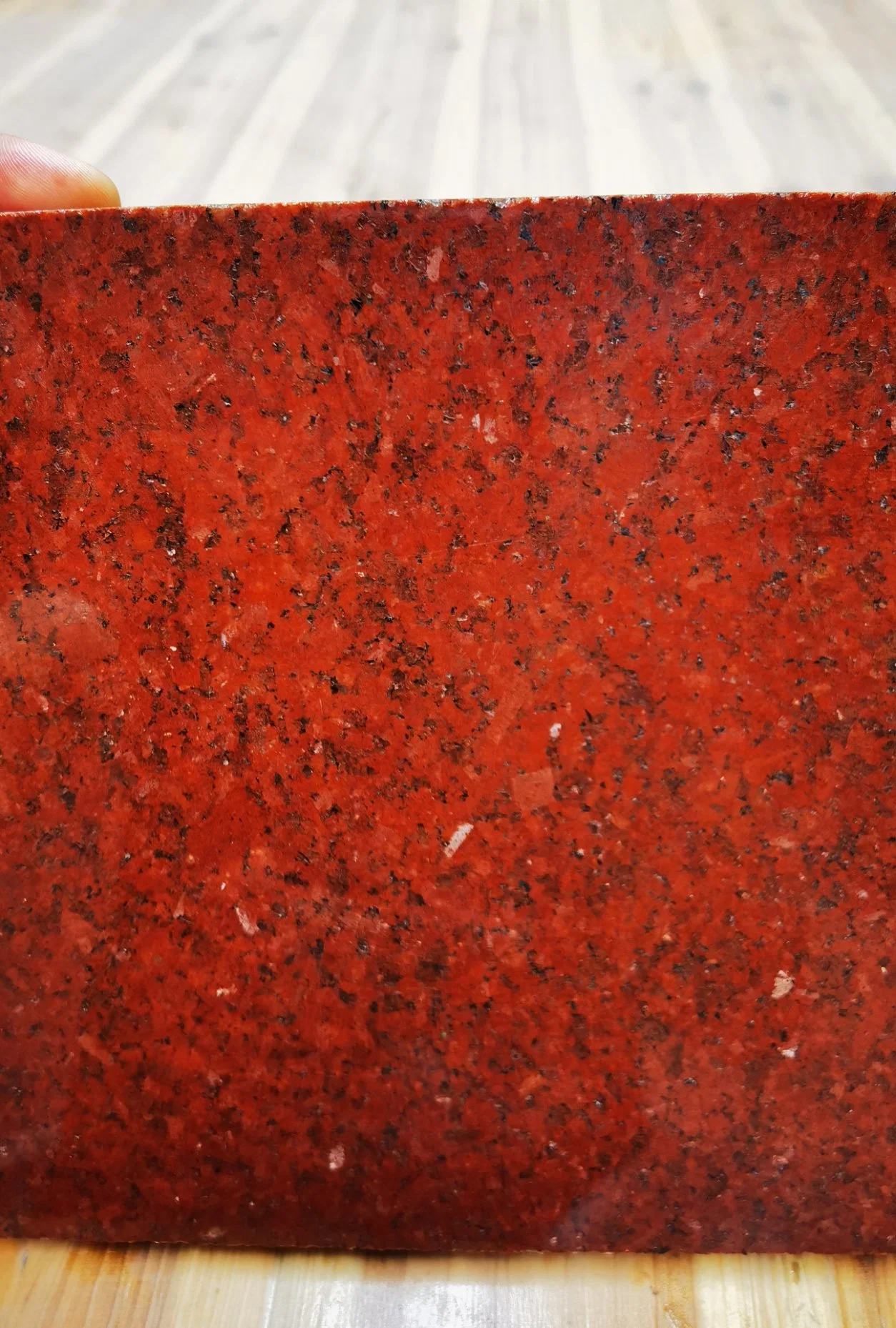 Well Dyed Red Granite Slab and Tiles Big Flower Chinese Factory Direct