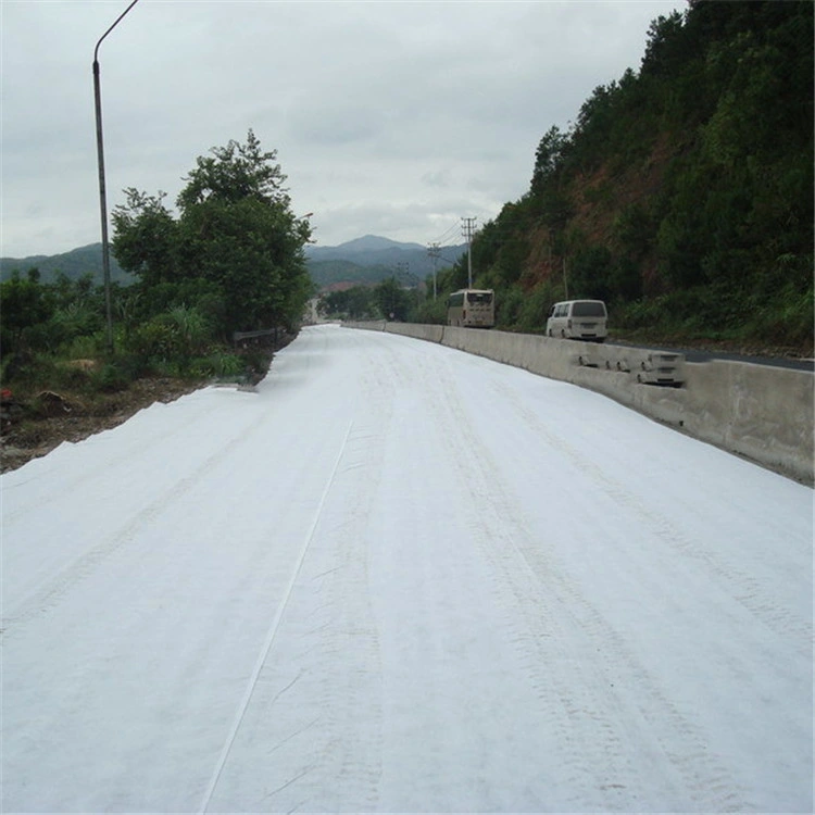 مقاومة الماء دون الدرجات مركب Geotextile Road Fabric مع Geomembane