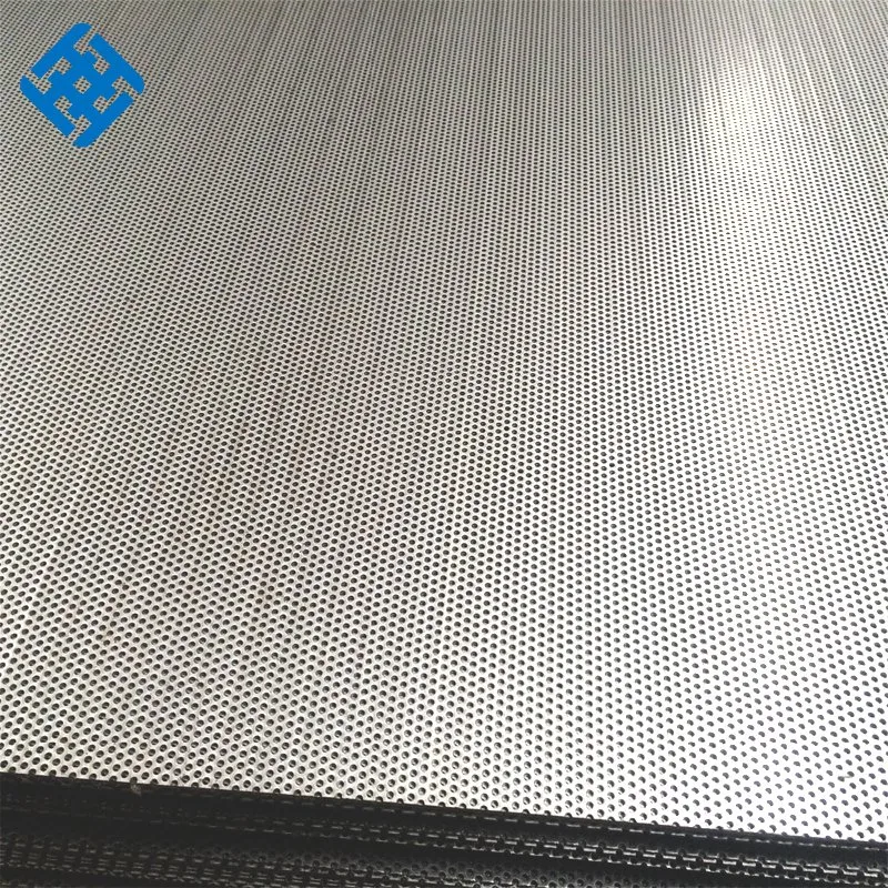 1.5 Hole Diameter SUS304 Roll Mesh Perforated Stainless Steel Coil Net