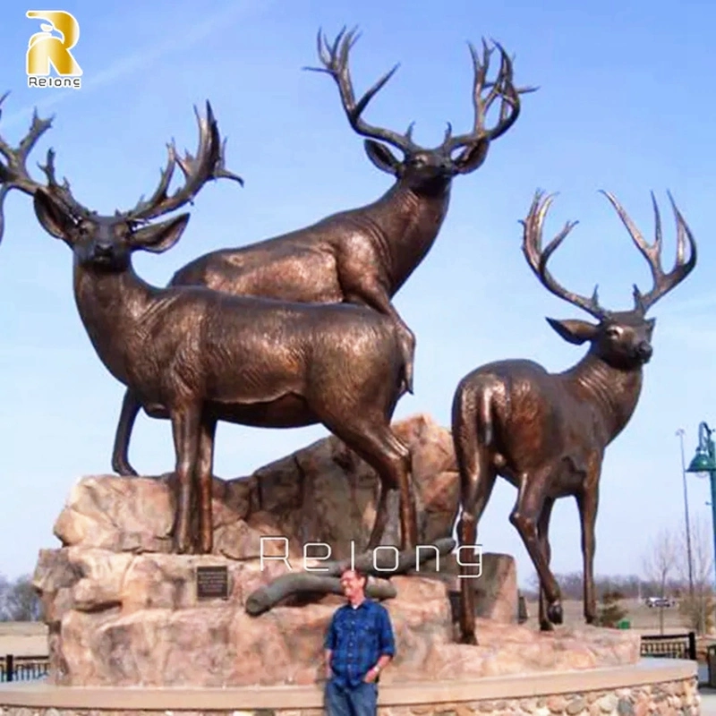 Outdoor Antique Garden Metal Craft Life Size Elk Statue Bronze Three Deer Ornamental Sculptures Supplier