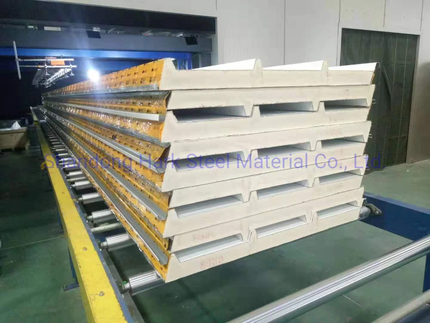 Insulated and Fireproof PU/PIR/Rock Wool/Glass Wool/EPS Sandwich Panels