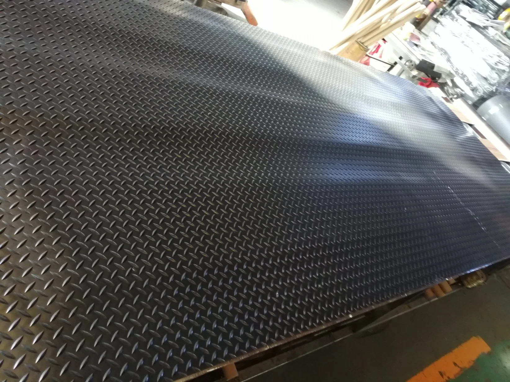 Factory Manufacture Anti -Slip Diamond Rubber Matting/Sheet