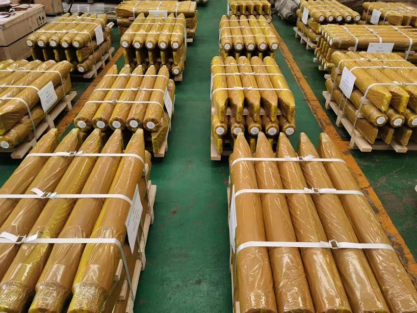 China Supplier Hydraulic Breaker Chisels Rock Hammer Breaker Parts Chisels 42CrMo for All Excavator Atlas Copcohb2200