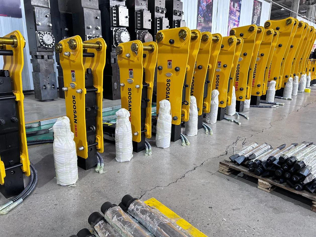 Soosan Sb43 Top Open Hydraulic Breaker 75mm Chisel