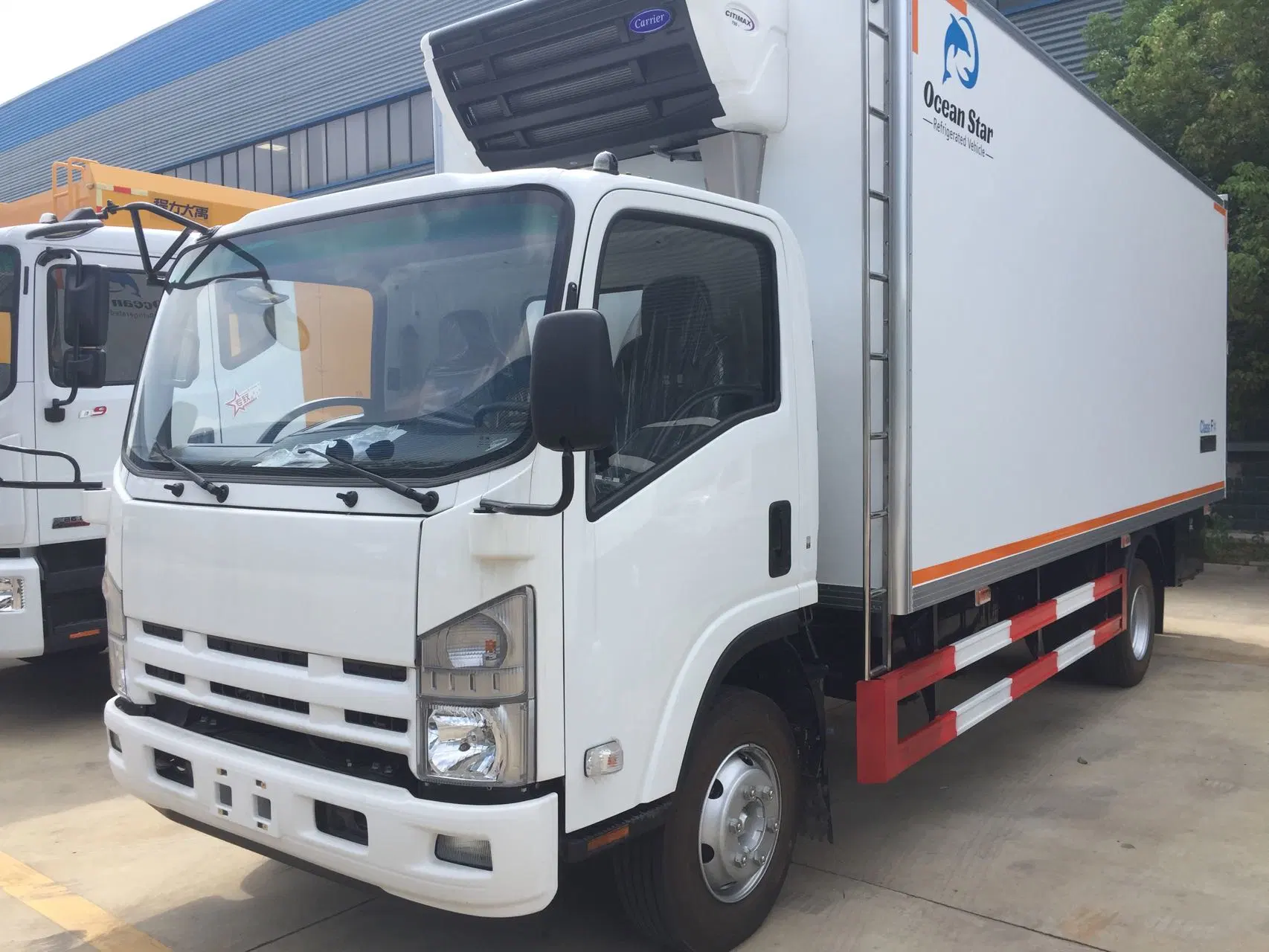 Factory Directly Sale Isuz Refrigerator Van 2t-5t Refrigerated Lorry Truck