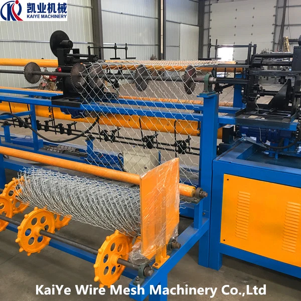 China Chain Link Fencing Machine Manufucturer