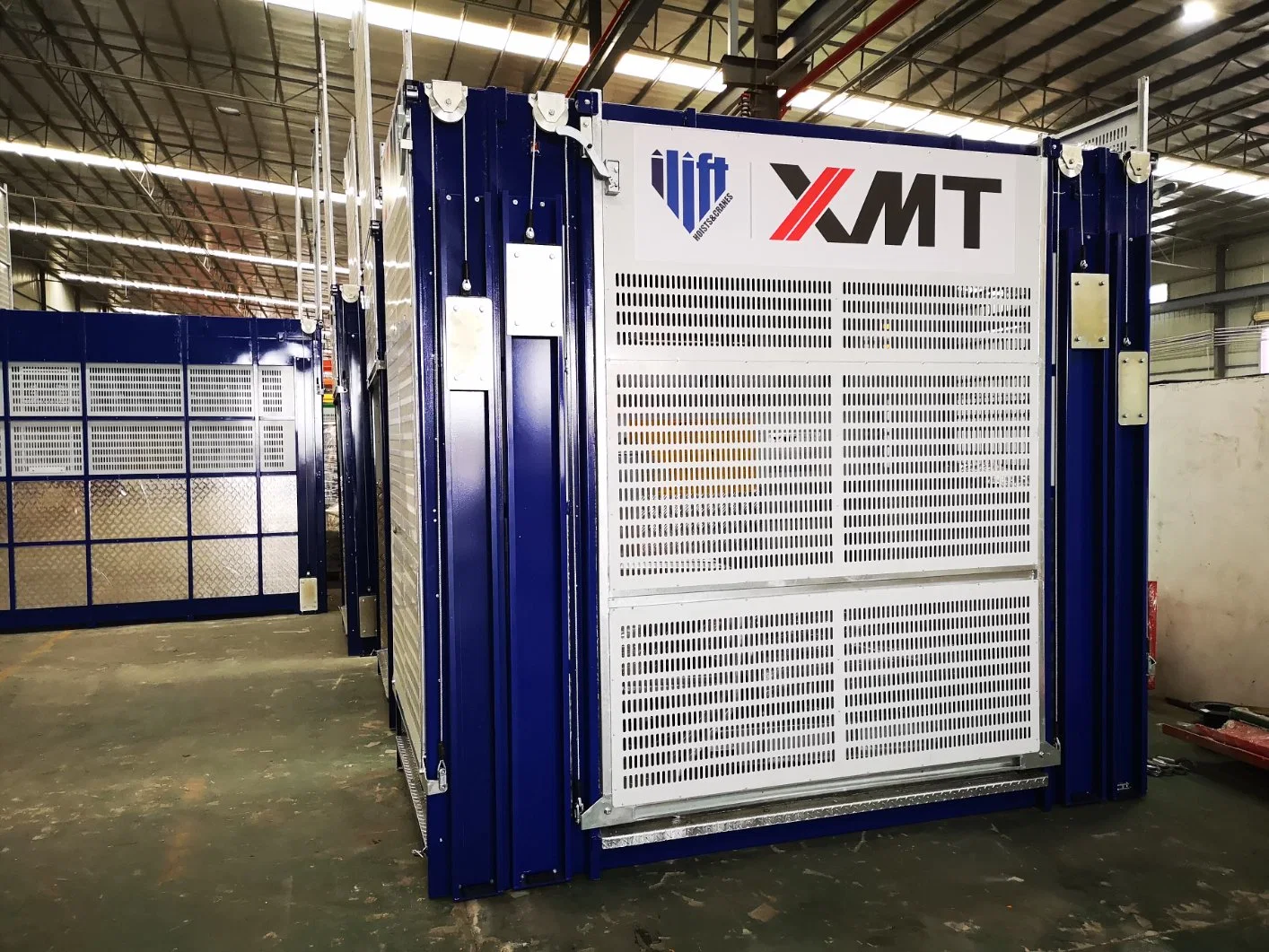 TUV Approval Xuanyu Single Cage Construction Elevator