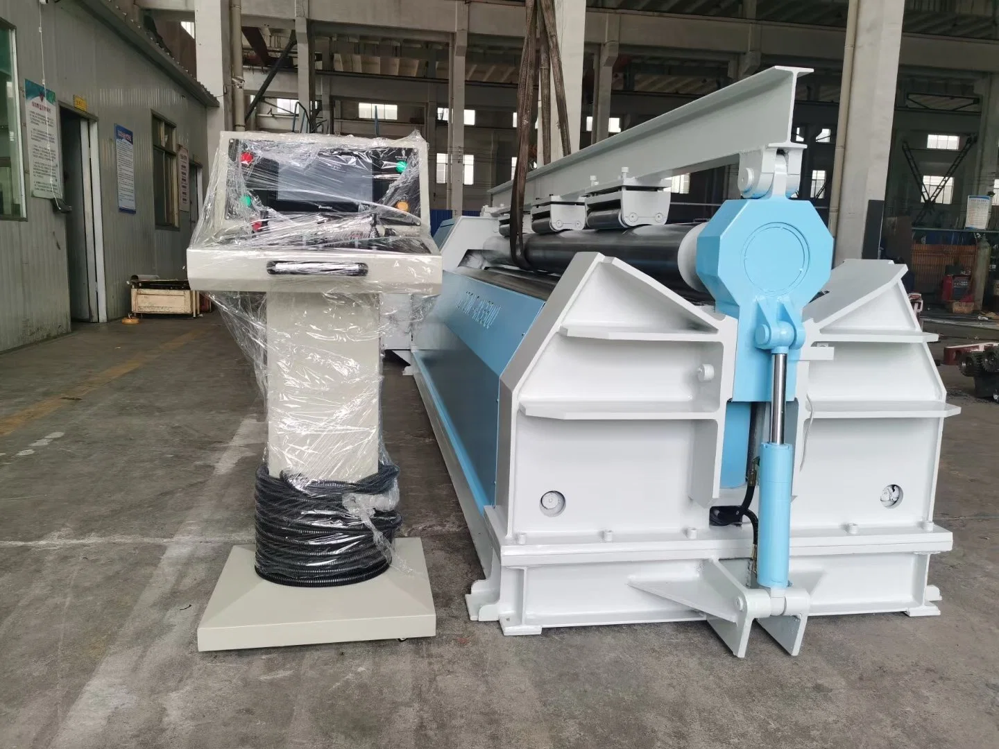 4 Roll CNC Sheet Rolling Machine, Plate Bender Machine, Metal Tube Roller Machine Price