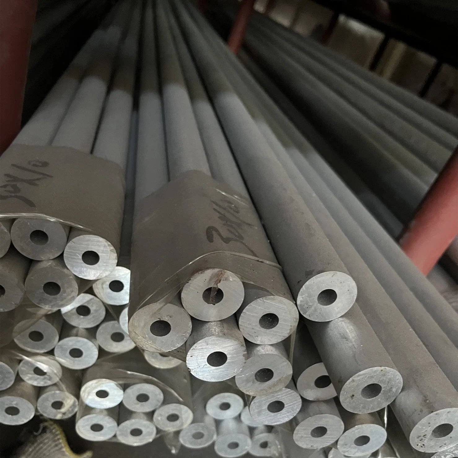 High quality/High cost performance 1050 3003 5005 6061 7075 10 Inch 1mm Aluminum Pipe for Building Material