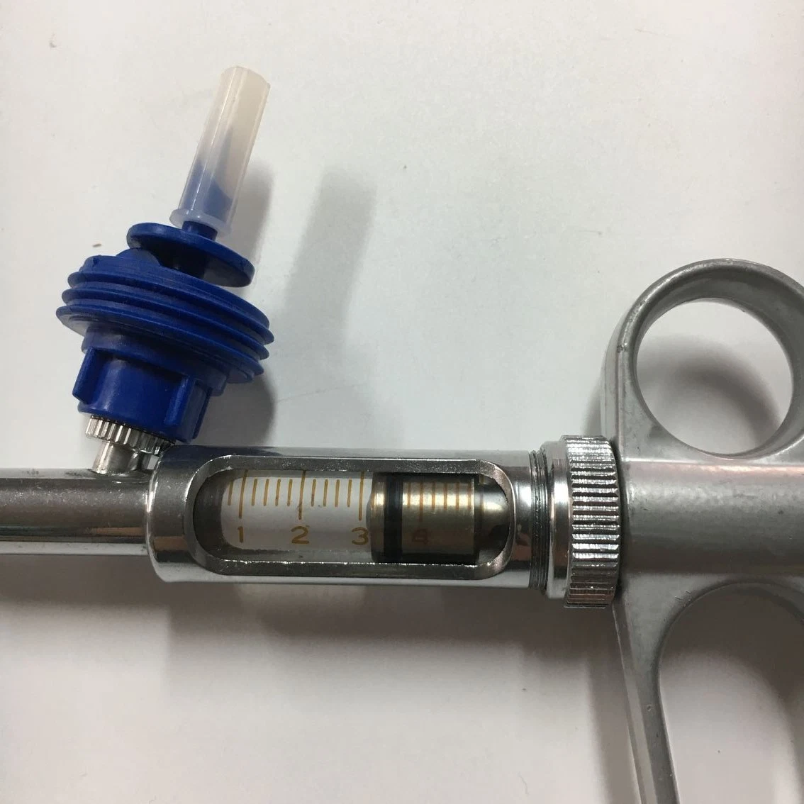 1ml-5ml Factory Veterinary Continuous Syringe Gun for Animal Injection