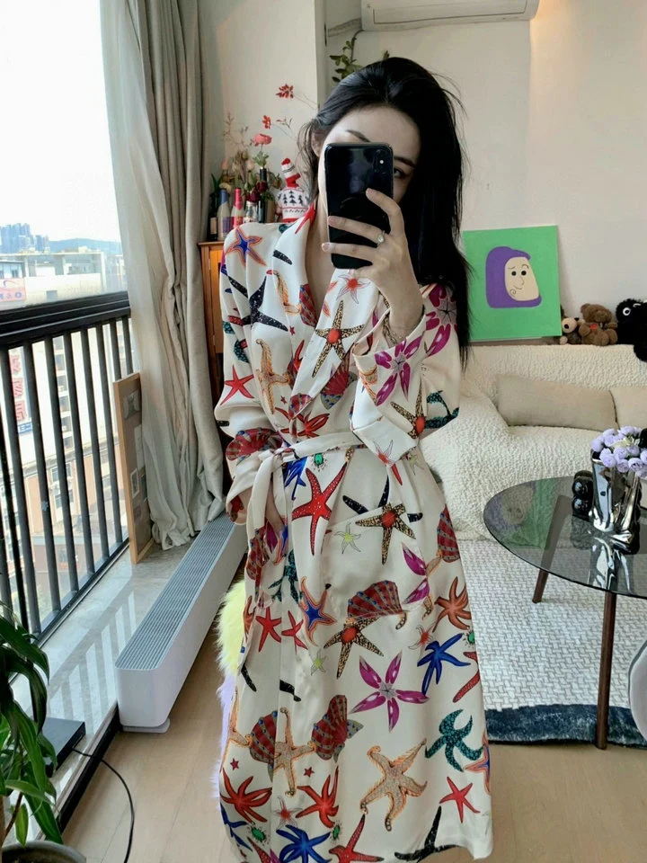 Luxury Wholesale/Supplier Price Bathrobes for Home Sleep Casual Wear Bathrobe