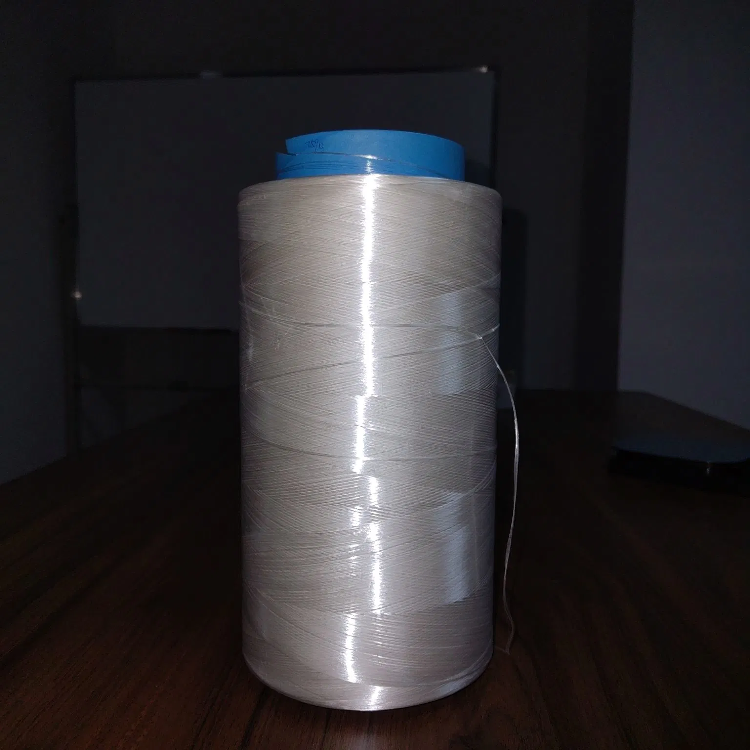 20d-300d Fibre de polyéthylène à poids moléculaire très élevé (Fibre UHMWPE/fibre HPPE/HMPE) pour les lignes de pêche