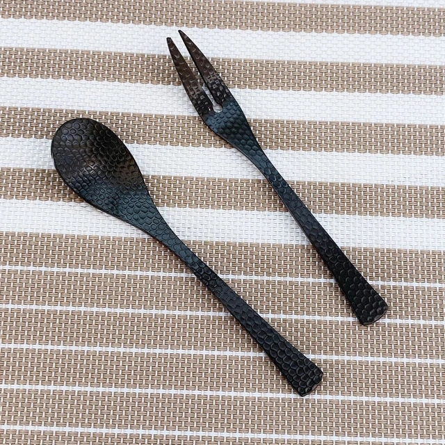 Custom Stainless Steel Hammered Black Cutlery Set with Knife, Fork and Spoon